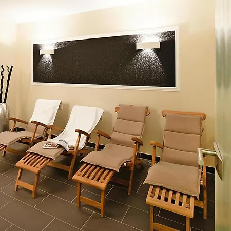 Apartamento In Glowne With Balcony Glowe